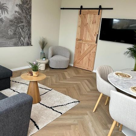 Amsterdam Beach Apartment 33, Private Garden Zandvoort Eksteriør billede